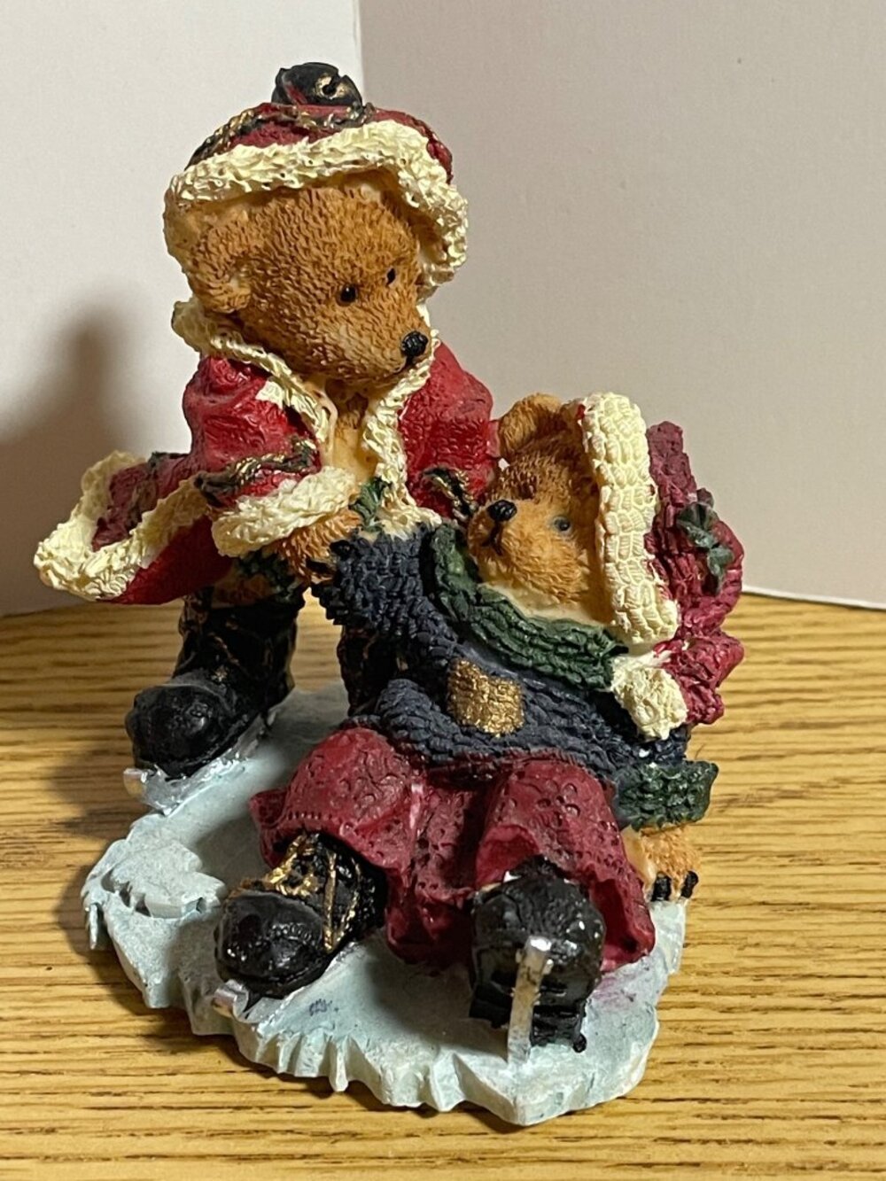 Christmas Bear Skaters Figurine Winter Scene Handpainted Resin Decor Festive